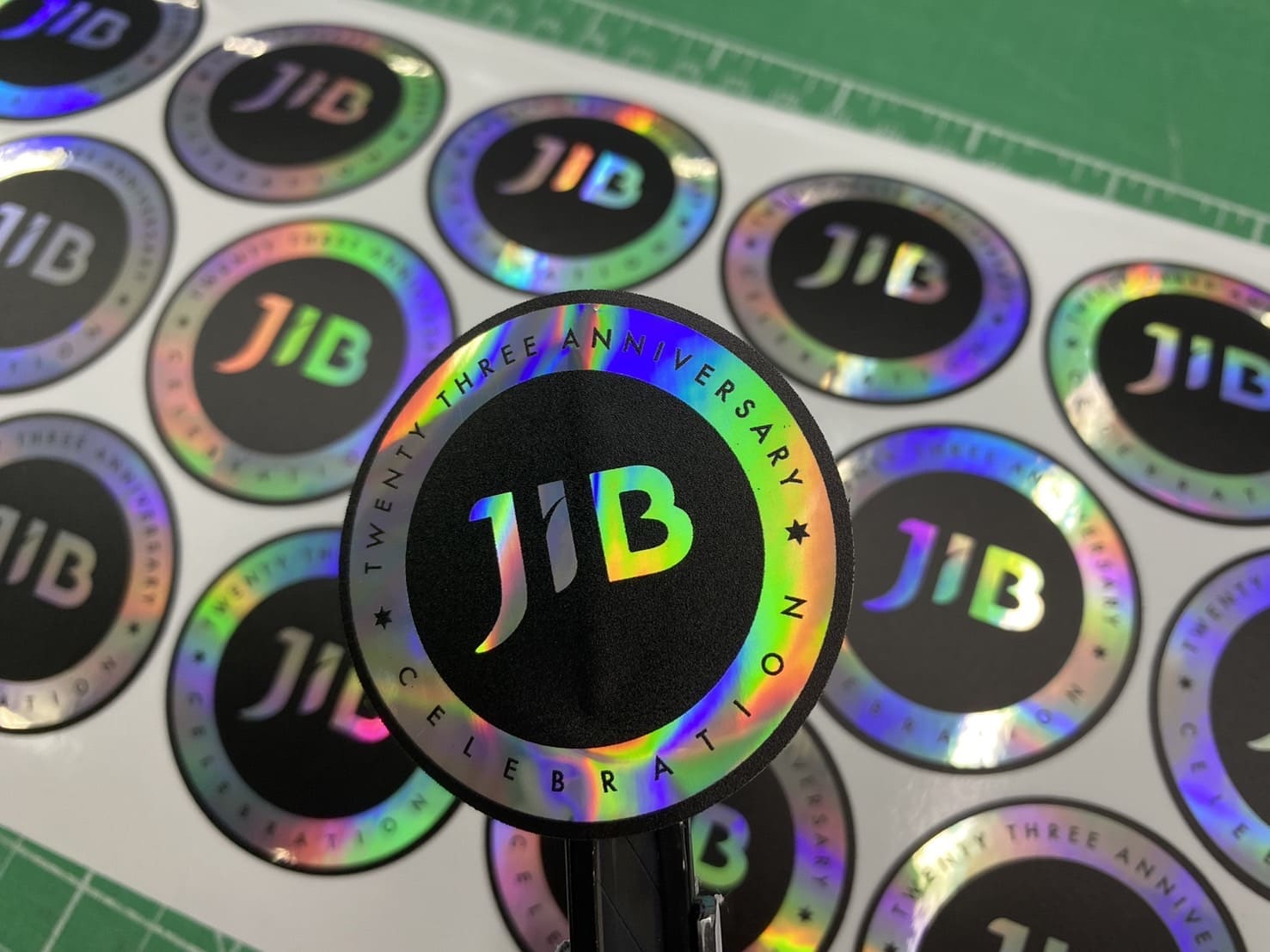 สติ๊กเกอร์โฮโลแกรมติดสินค้า ไม่มีขั้นต่ำ